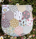 Modèle Patchwork Trousse &quot;Daisy Do&quot; de Anni Downs
