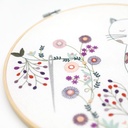 Kit Broderie "Le Chat au Printemps"