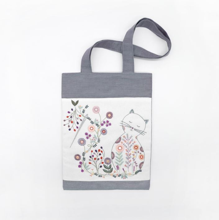 Kit Broderie "Le Chat au Printemps"