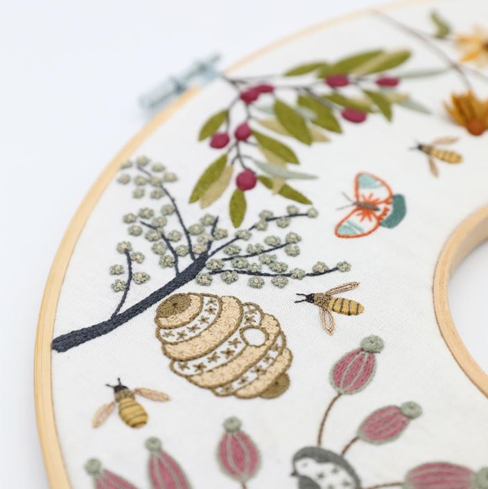 Kit Broderie "Couronne d'été"