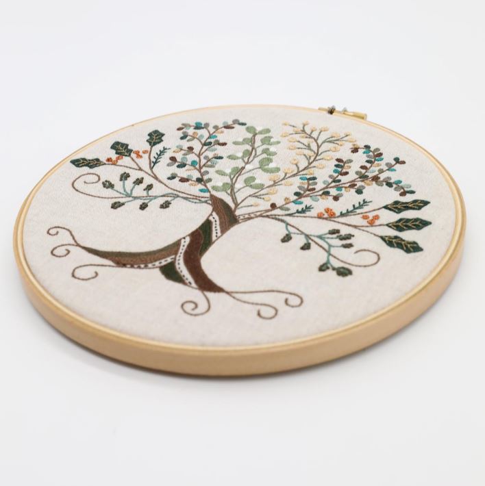 Kit Broderie "L'Arbre des Saisons - Hiver"