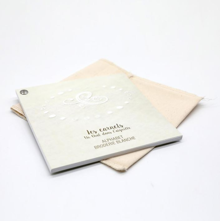 Carnet de dessins de broderie - Aphabet - Broderie Blanche