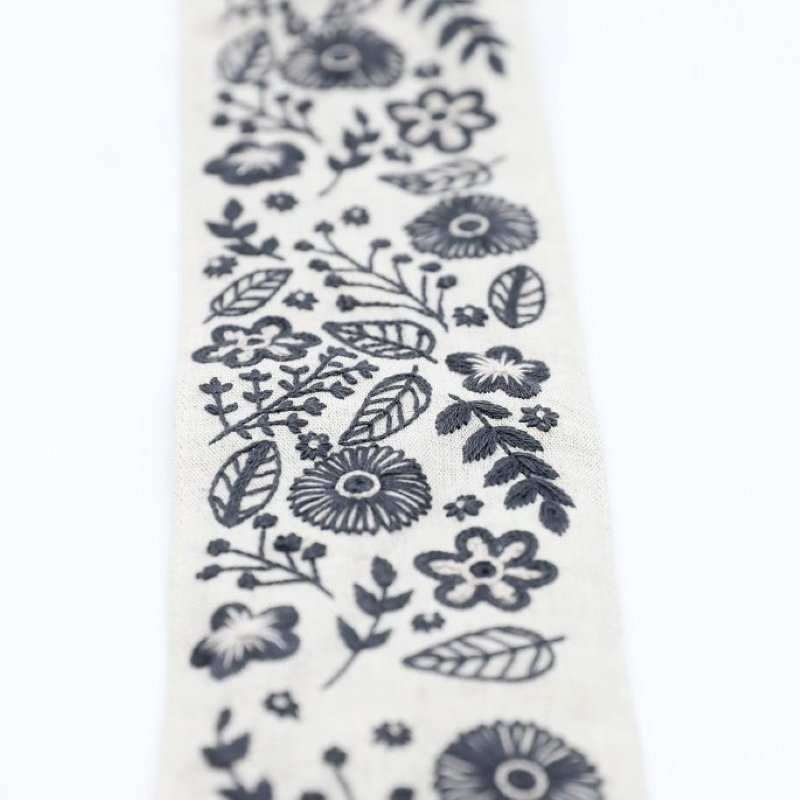 Kit Broderie Bande à Broder Lily (L) - sans Fils