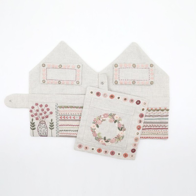Kit Broderie "La Maison des Brodeuses"