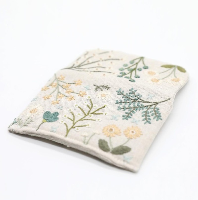Kit Broderie Porte Cartes 20 ans