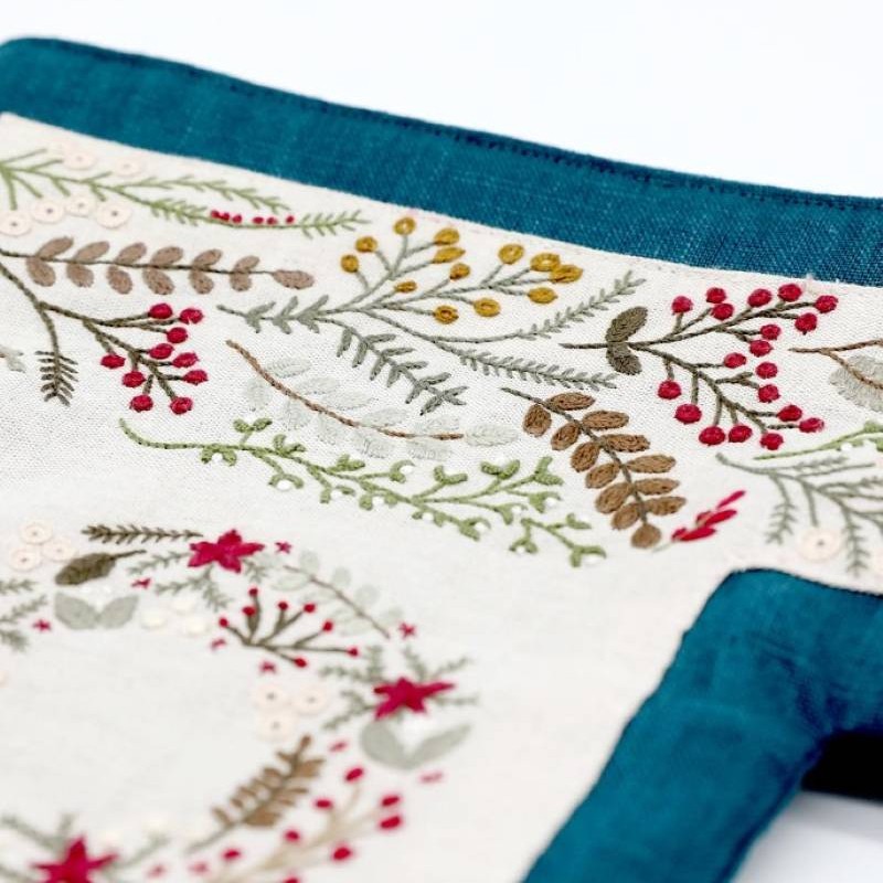 Kit Broderie Grande Botte de Noël