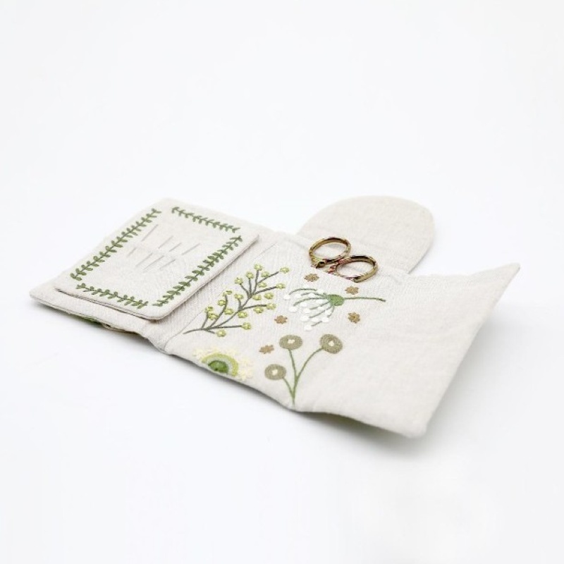 Kit Broderie "Porte Ciseaux - Olive"