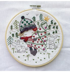 Kit Broderie "Salomé à la Montagne"