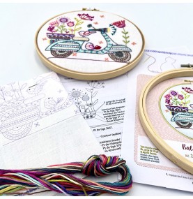 Kit Broderie &quot;Balade à Scooter&quot;