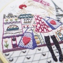 Kit Broderie "Salomé Shopping à Paris"
