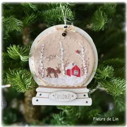 Modèle Points Comptés - Boule à Neige "Hiver Nordique"