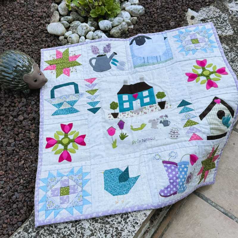 Modèle Patchwork _ Au Fil des Saisons "Printemps"