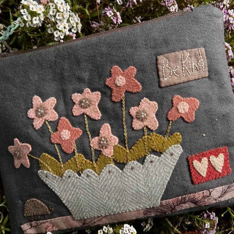 Modèle Patchwork Be Kind Pouch - Anni Downs