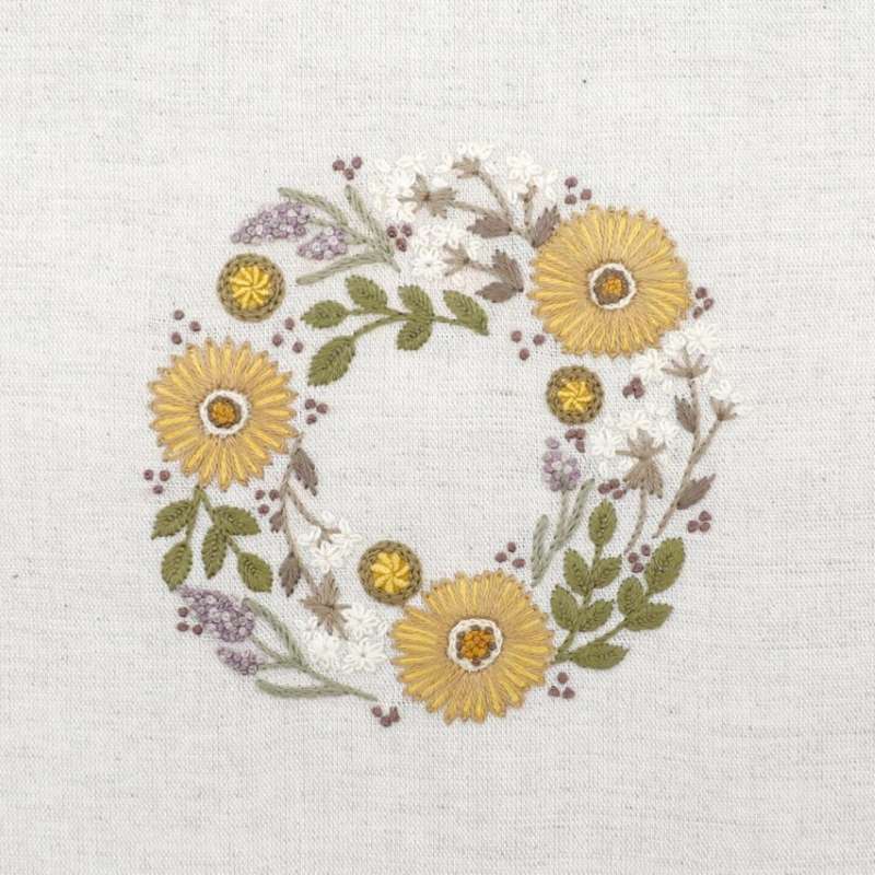 Kit Broderie "Couronne de Tournesols - Aout"
