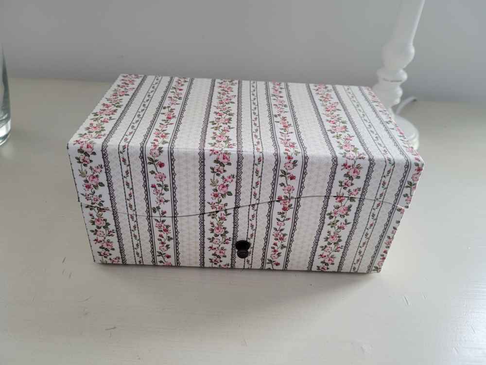 Tuto Cartonnage - Boîte à Bijoux Anaelis