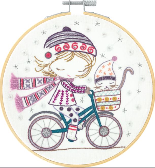 Kit Broderie "Quand Salomé se promène à vélo"